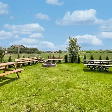 Amazing In With Outdoor Swimming Pool, Sauna And Wifi